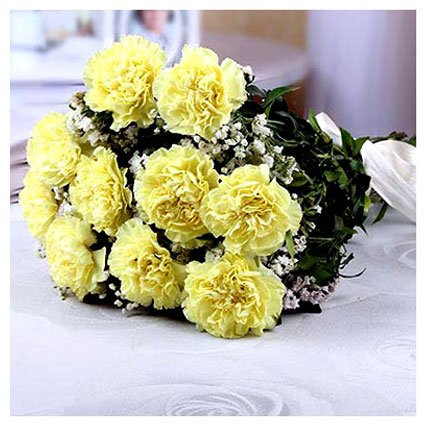 Yellow Carnation Hand Bunch